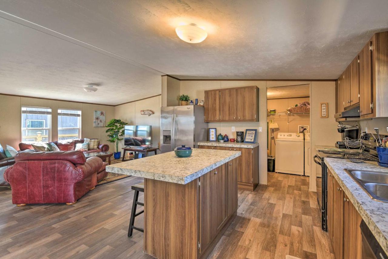Quaint Port Oconnor Home - 3 Mi To Beach! Port O'Connor 外观 照片
