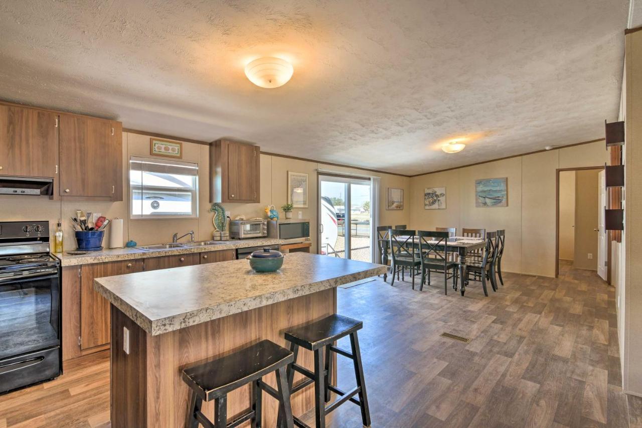 Quaint Port Oconnor Home - 3 Mi To Beach! Port O'Connor 外观 照片