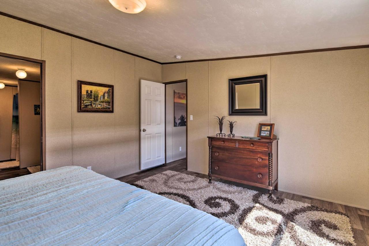 Quaint Port Oconnor Home - 3 Mi To Beach! Port O'Connor 外观 照片